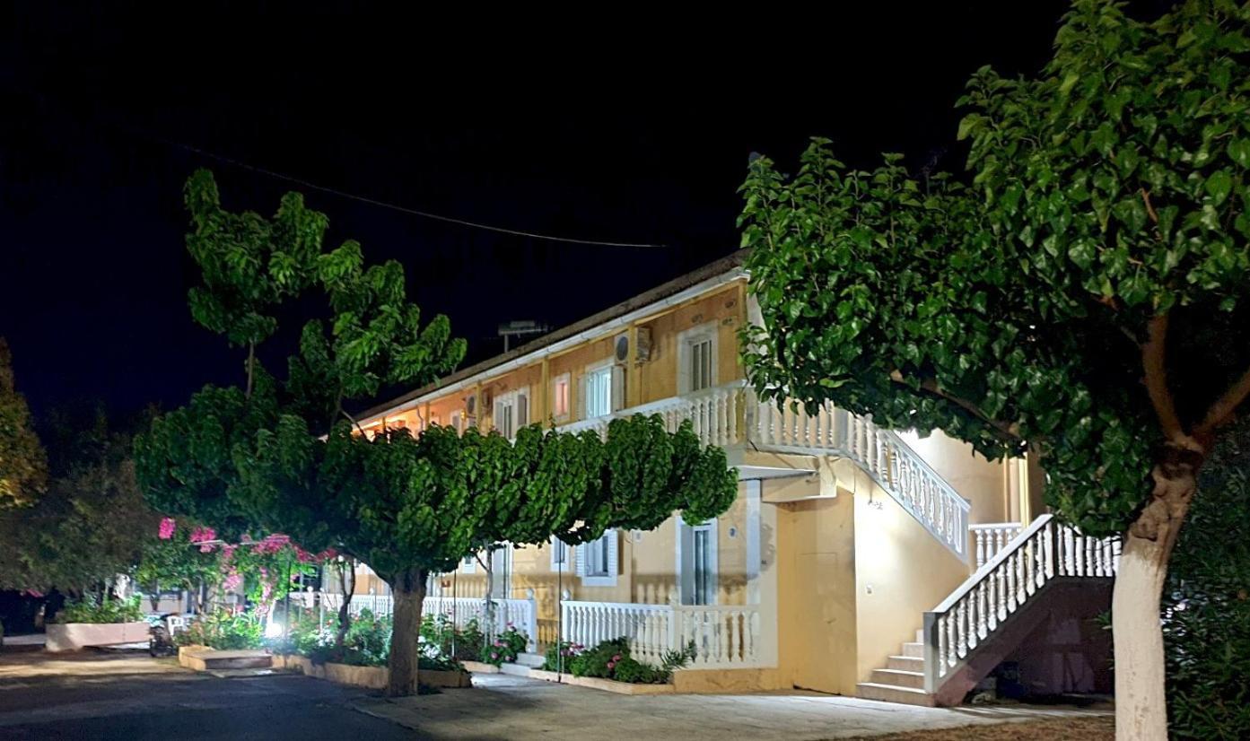 Апарт готель Casa Dyonisia Tsilivi Планос Екстер'єр фото